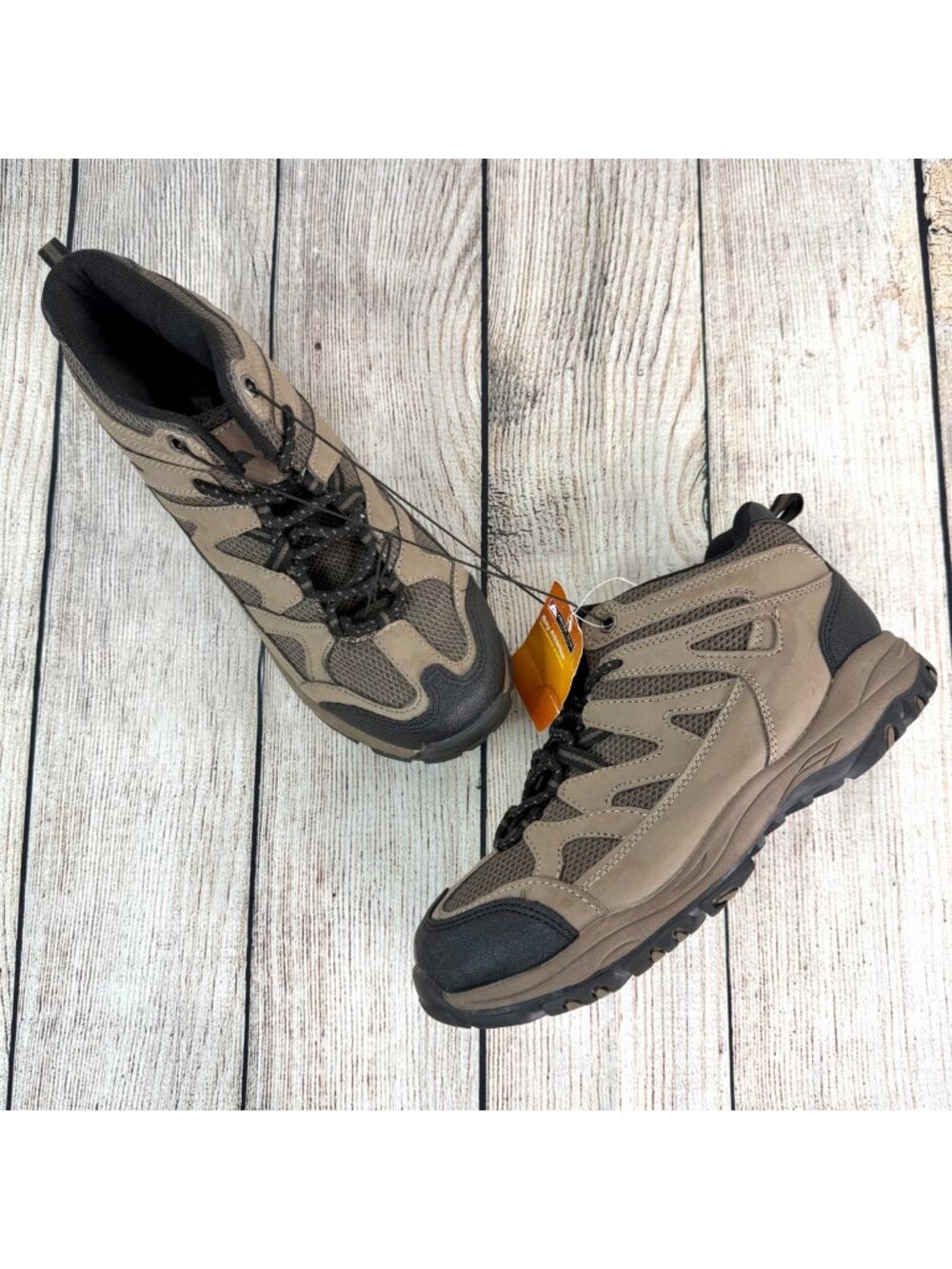 Ozark Trail Boys Hiking Boots Treaded Rubber Outsole Brown Black Youth Sz 6 NWT